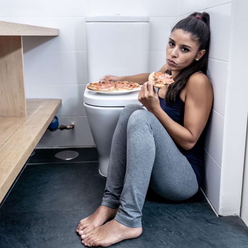 Signs and Symptoms of Bulimia Nervosa in Teens_
