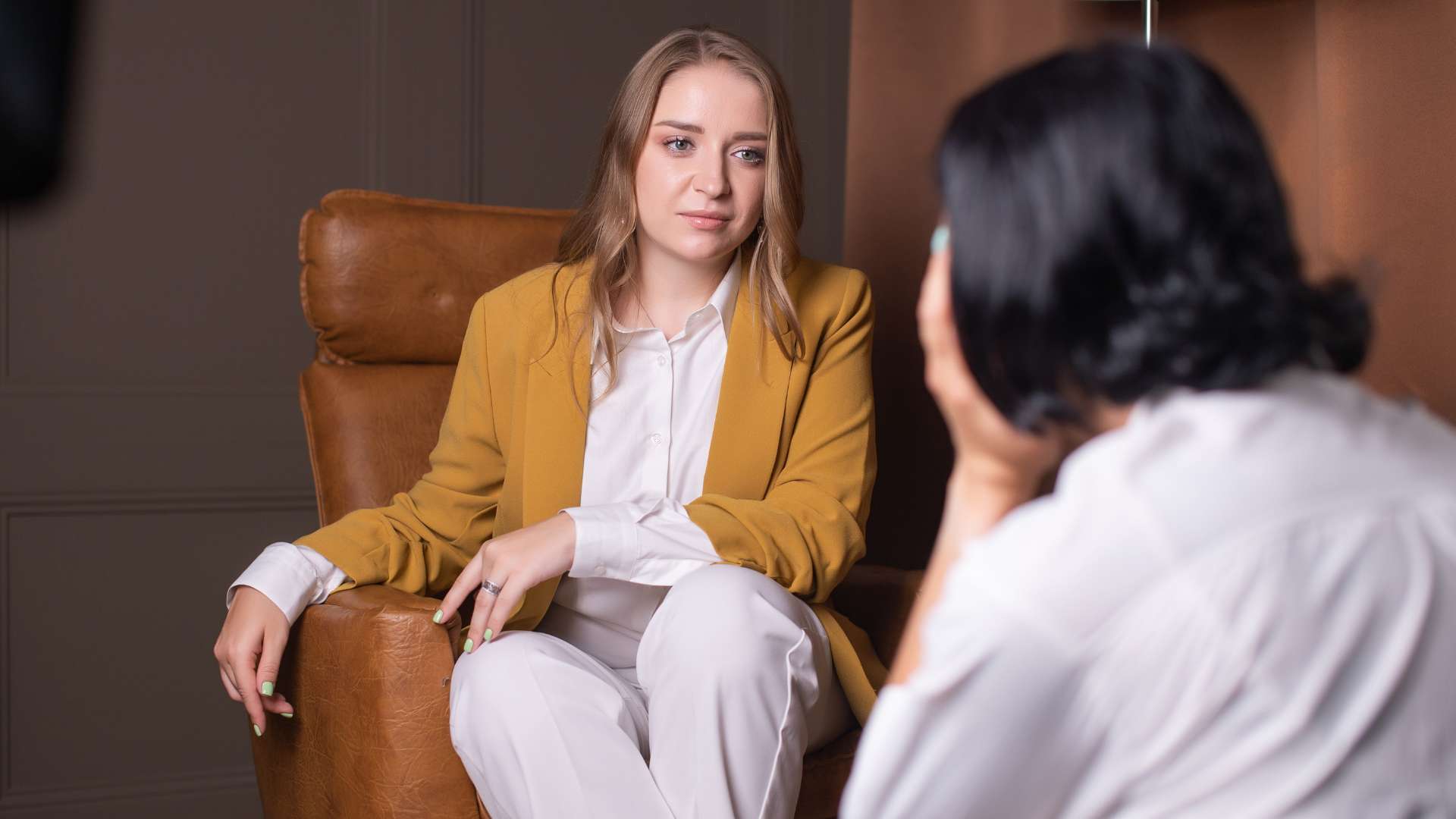 Teen Eating Disorder Residential Treatment Silver State Adolescent Treatment Center Therapy Session